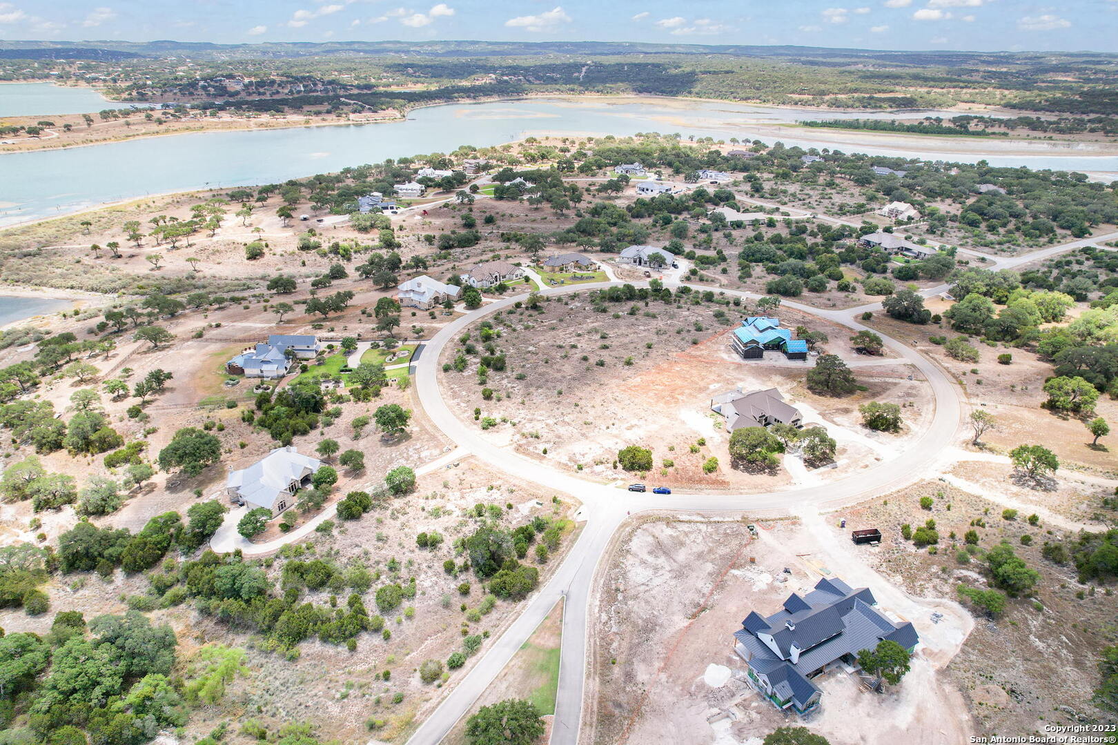 main property photo 7