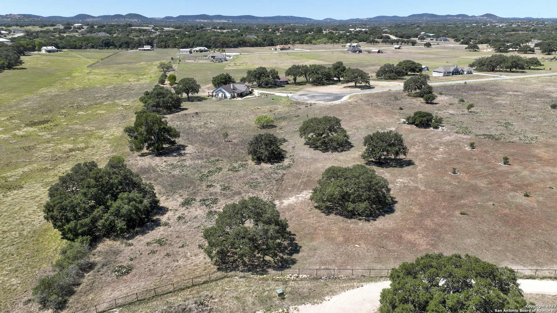 main property photo 22
