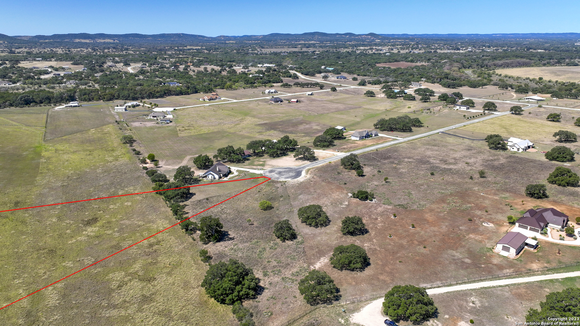 main property photo 9
