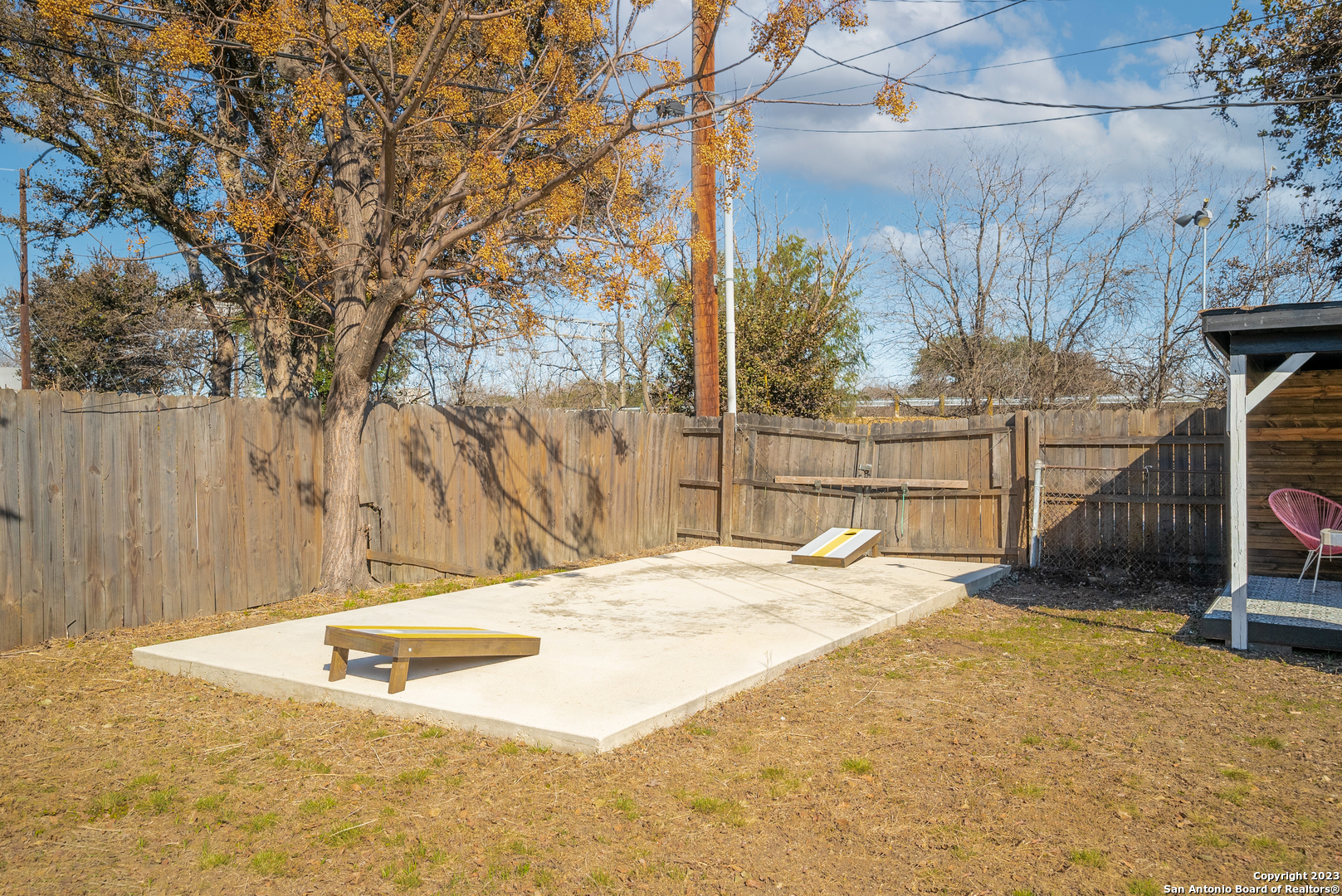 main property photo 39