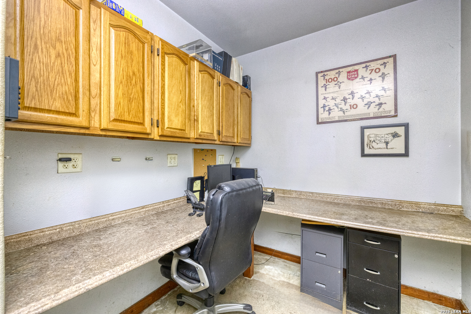 main property photo 20