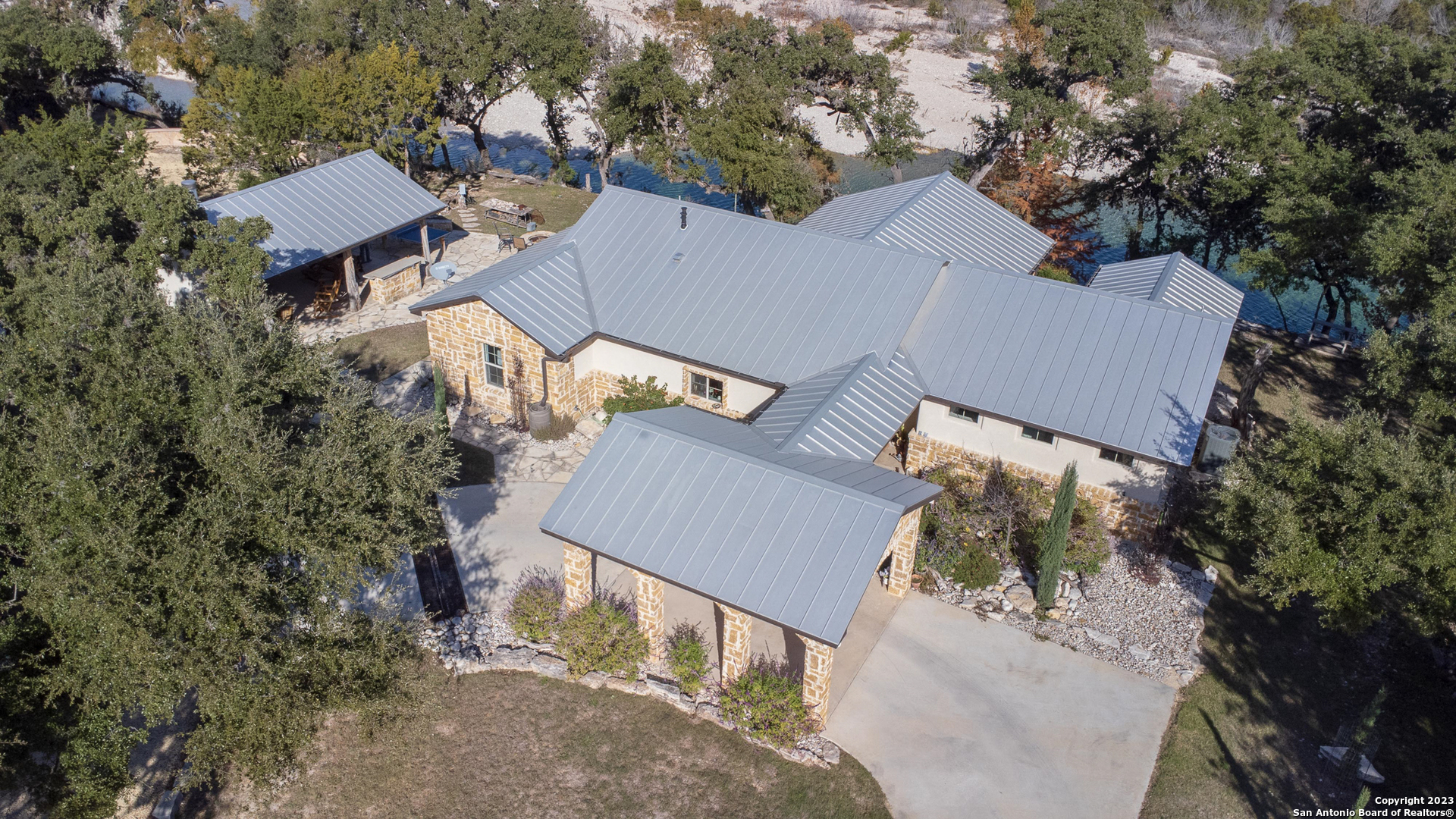 main property photo 42