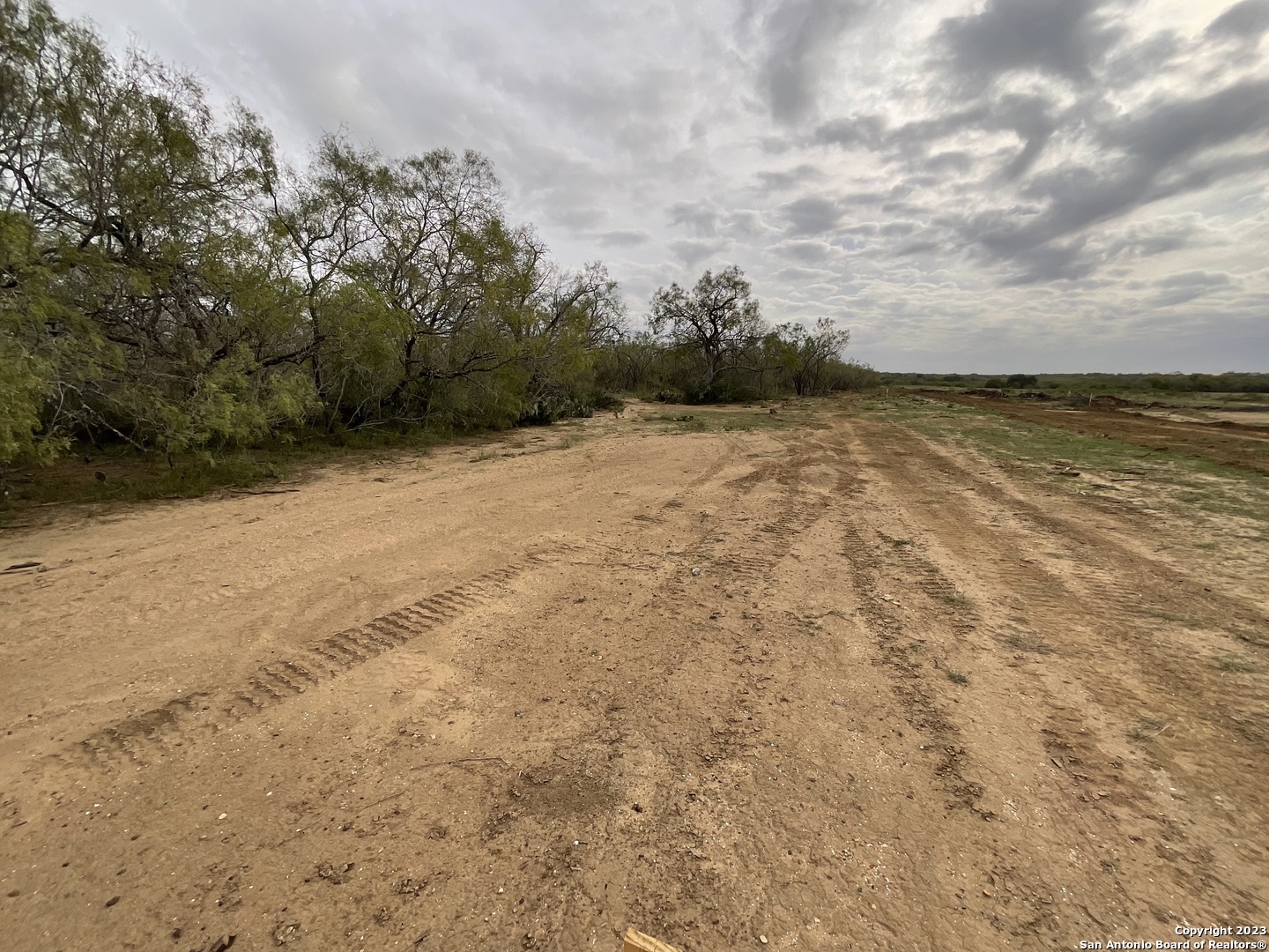 main property photo 17