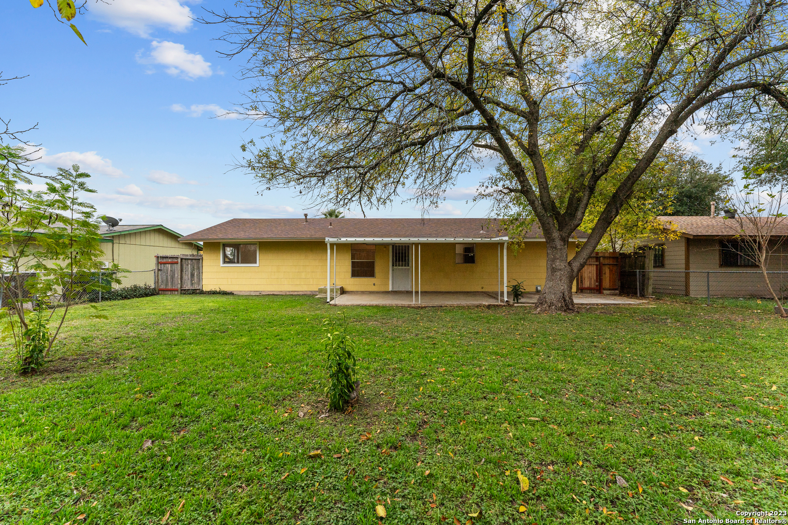 main property photo 18