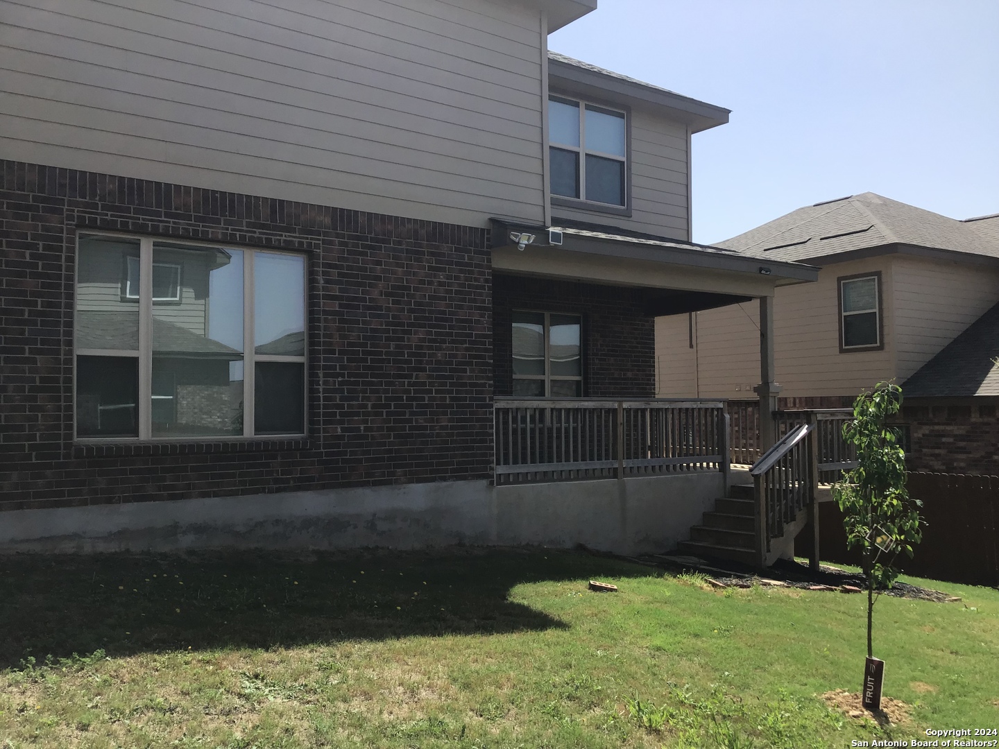 main property photo 26