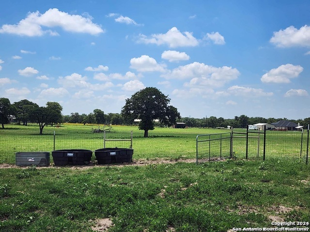 main property photo 9