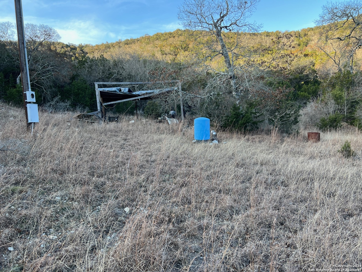 main property photo 9