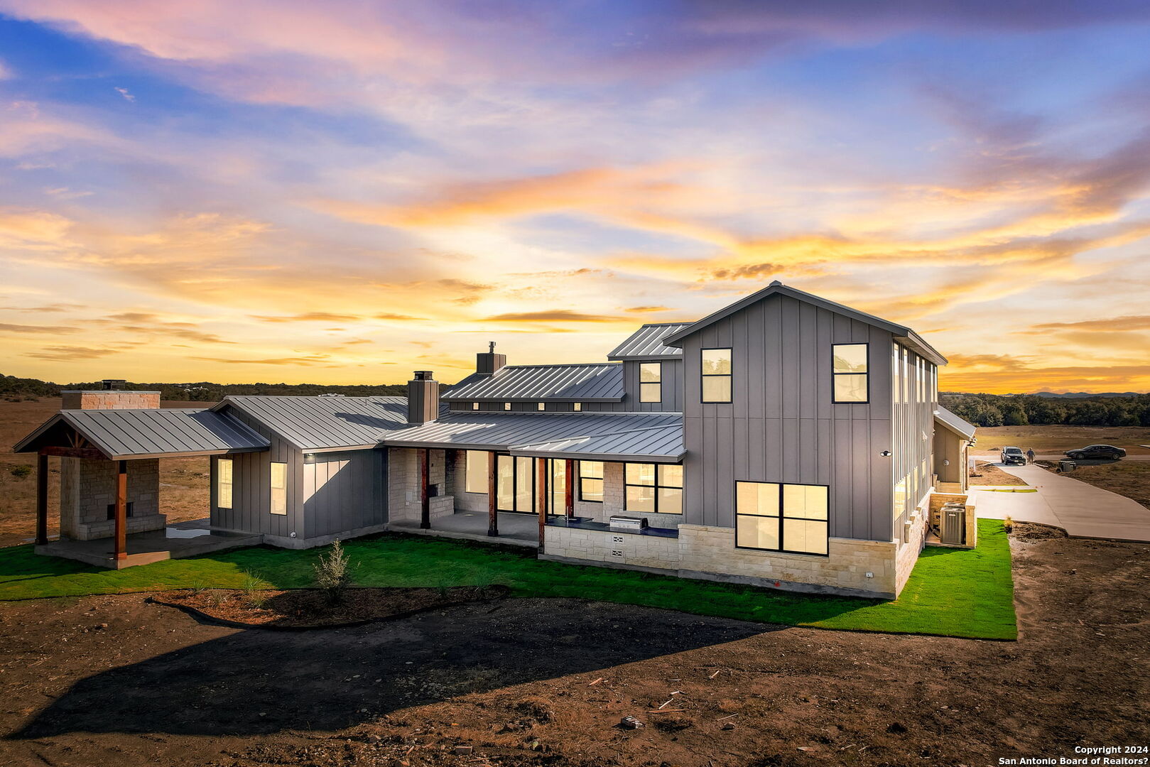 main property photo 1
