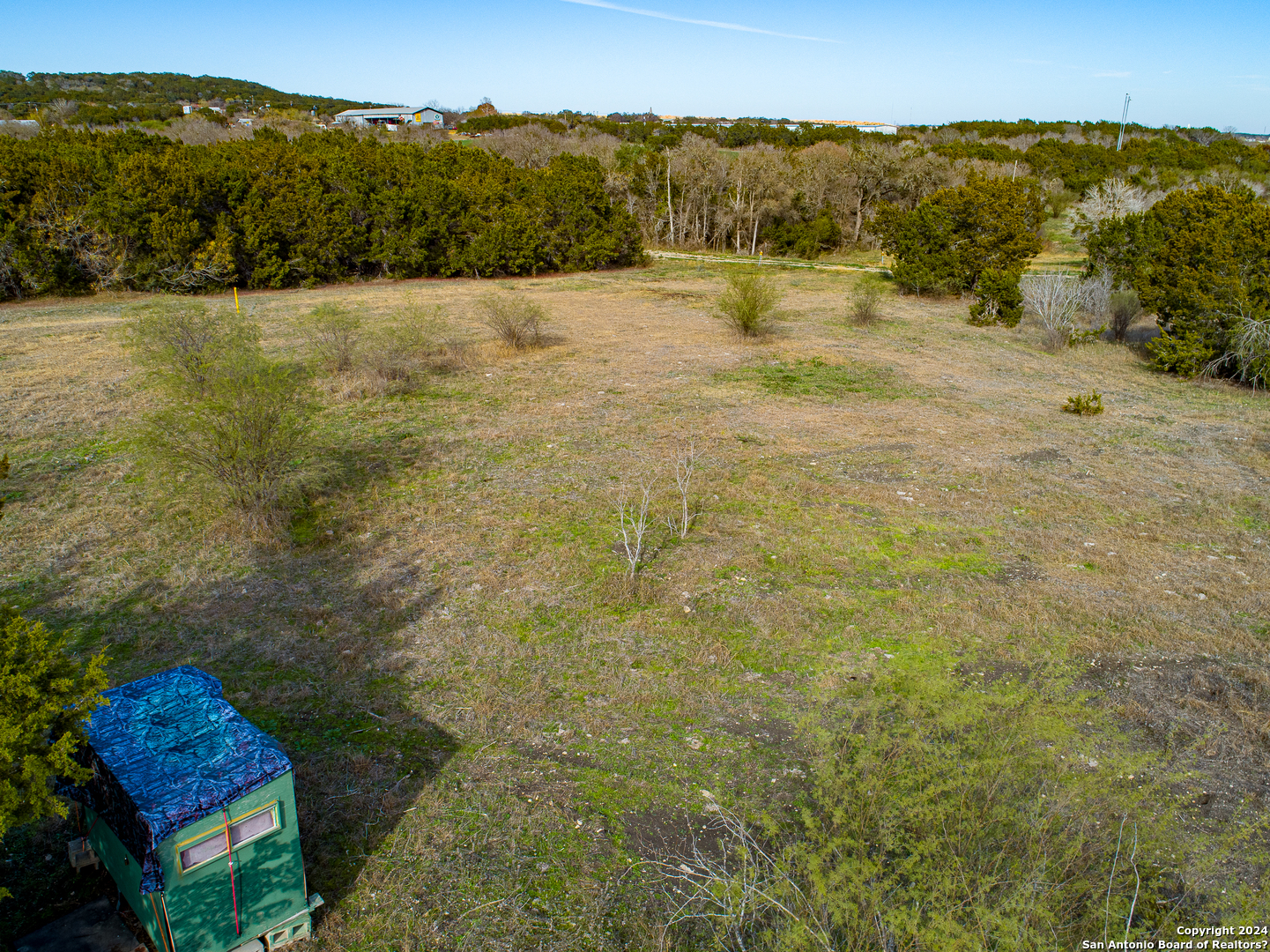 main property photo 13