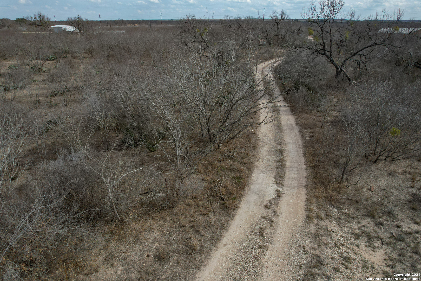 main property photo 16