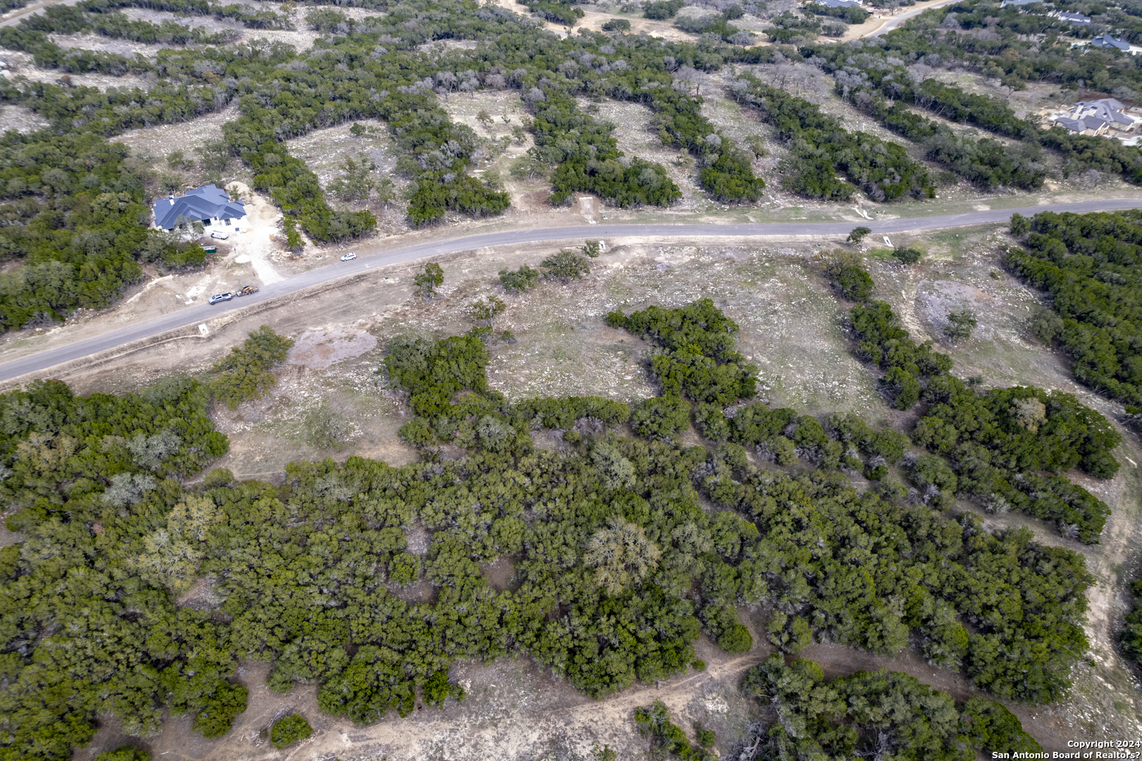 main property photo 6