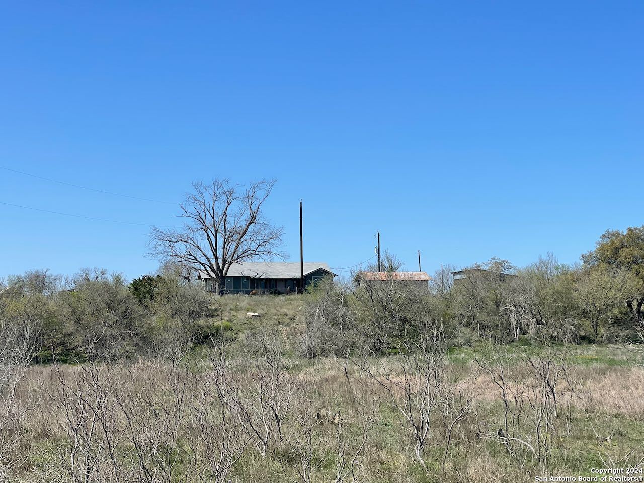 main property photo 38