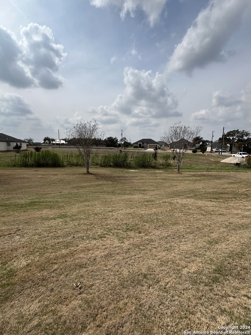main property photo 11