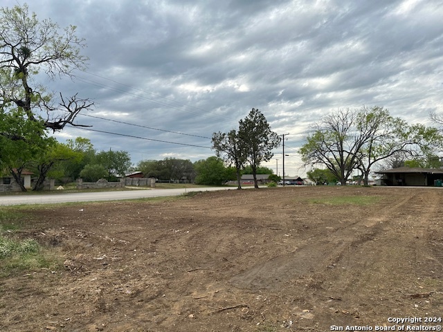 main property photo 4