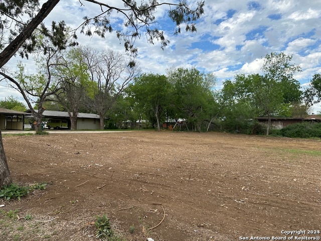 main property photo 6