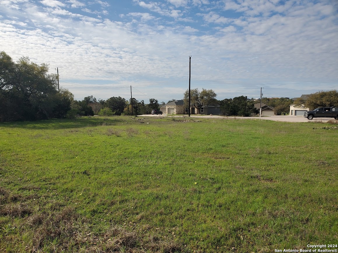 main property photo 11