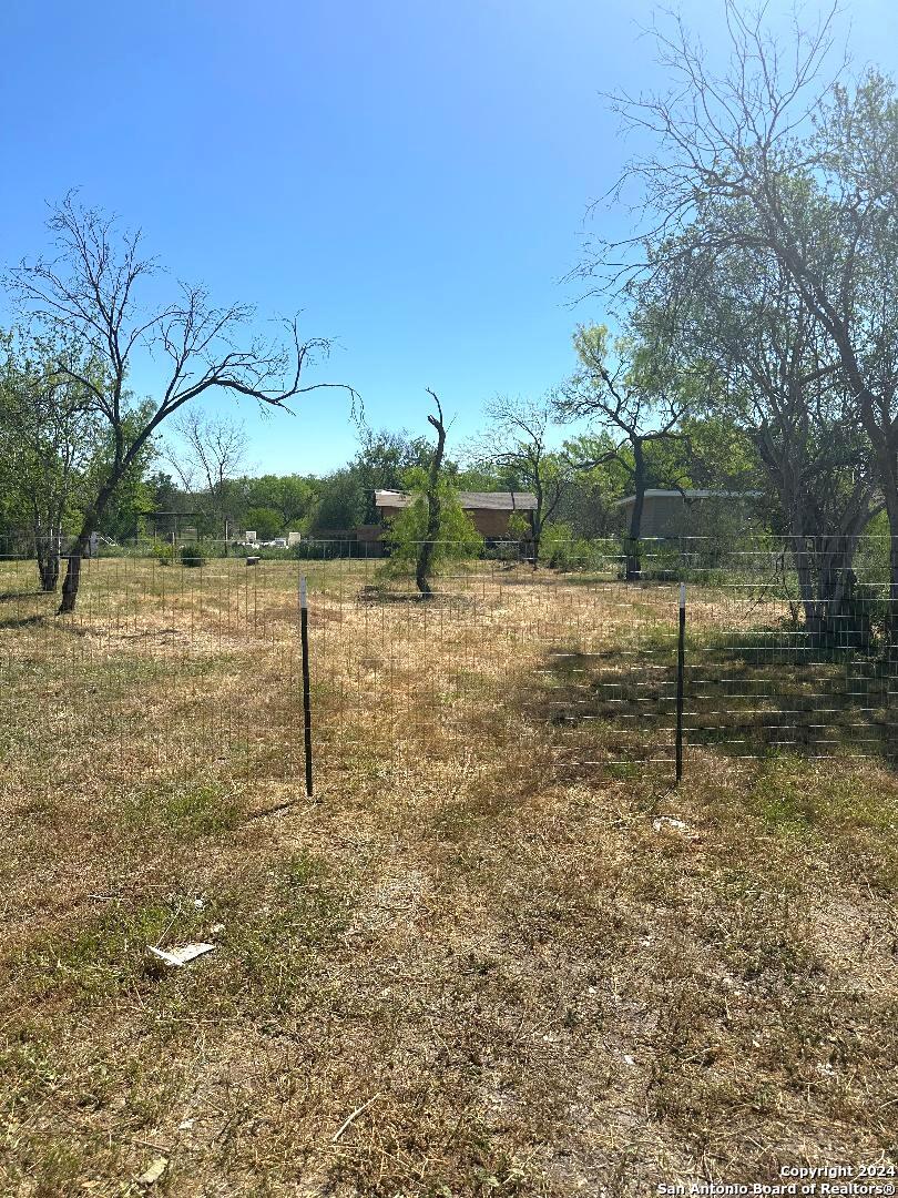main property photo 7