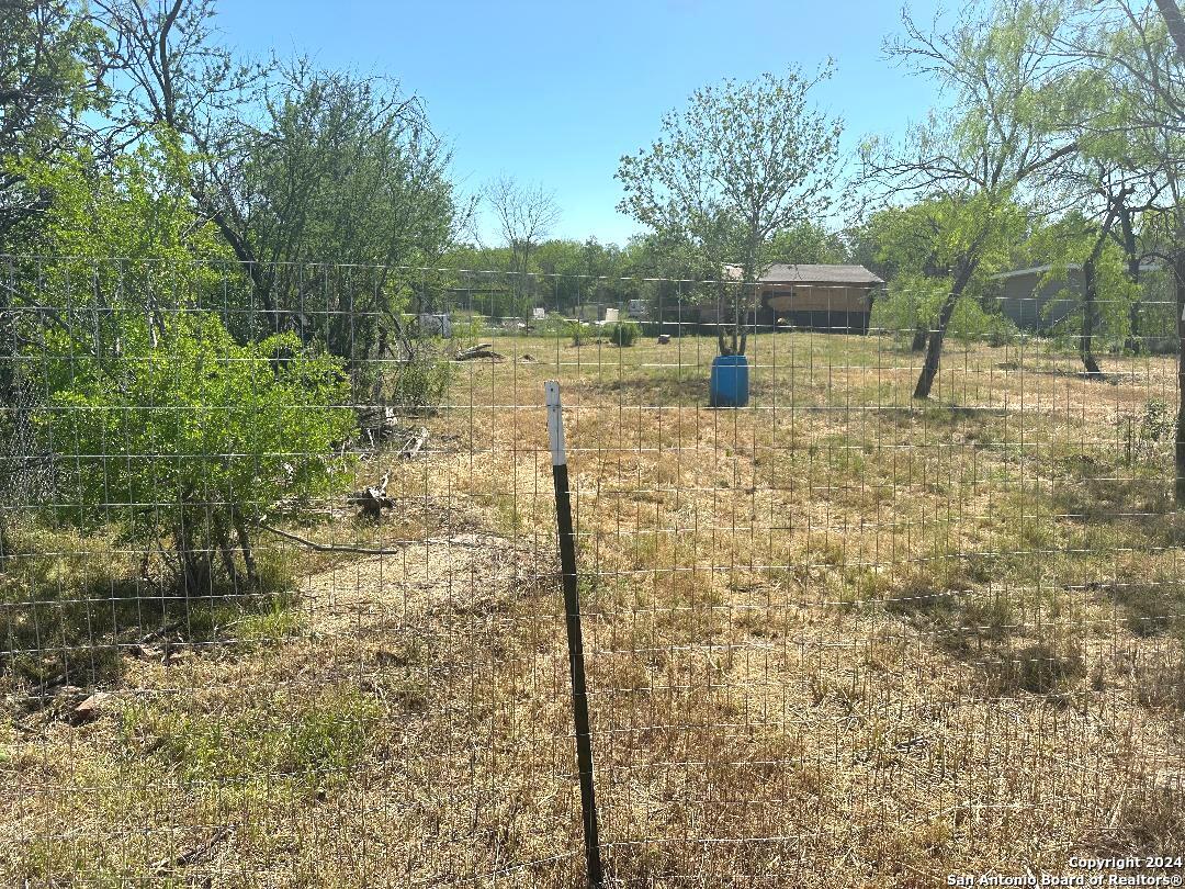 main property photo 8