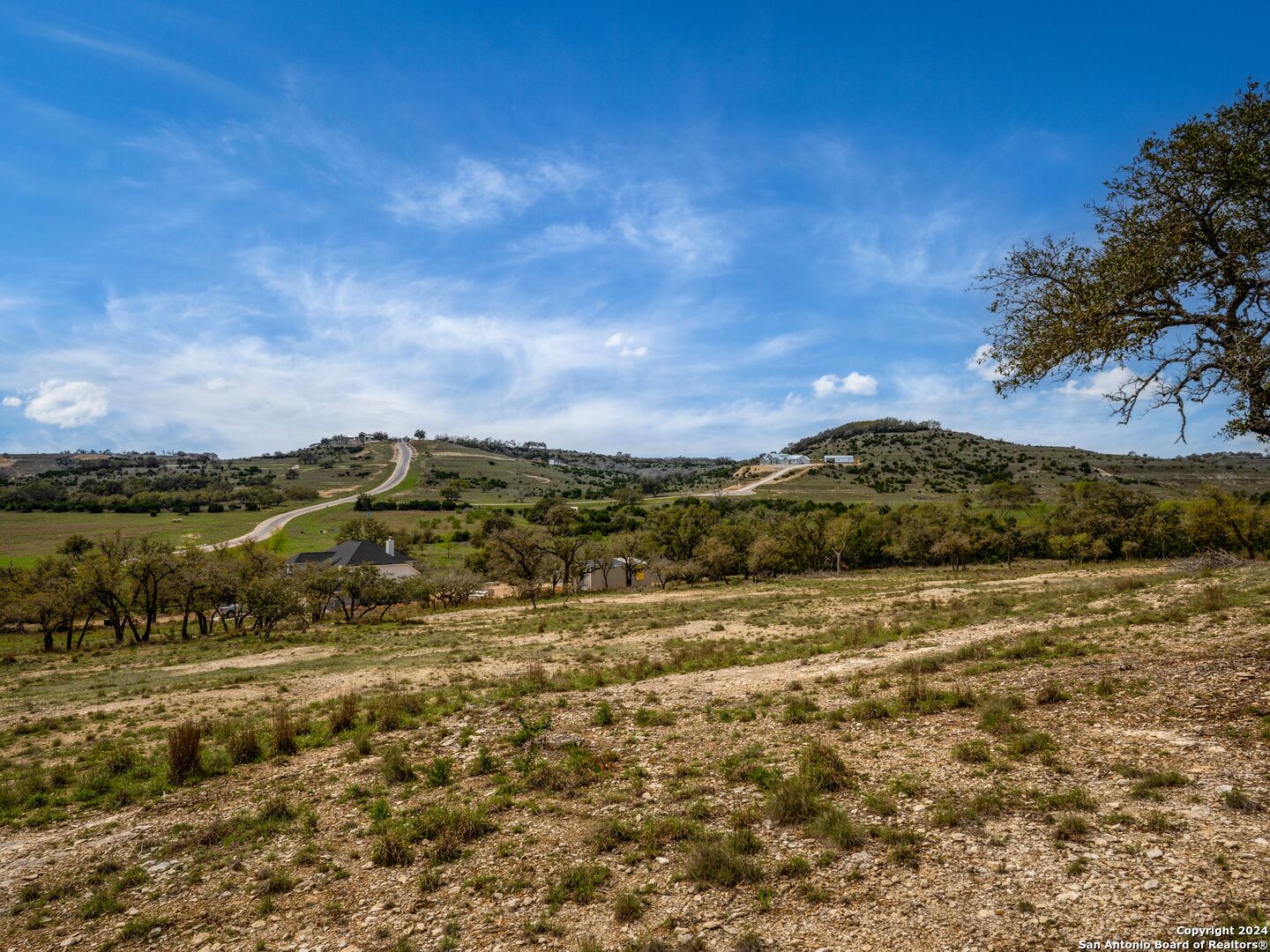 main property photo 20