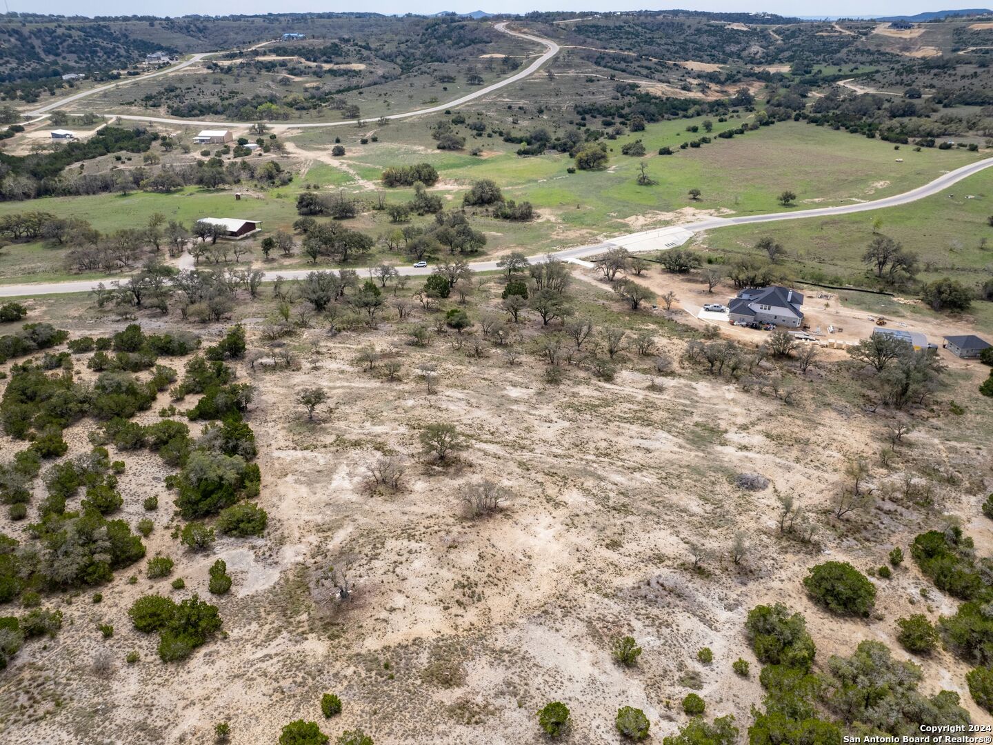 main property photo 32