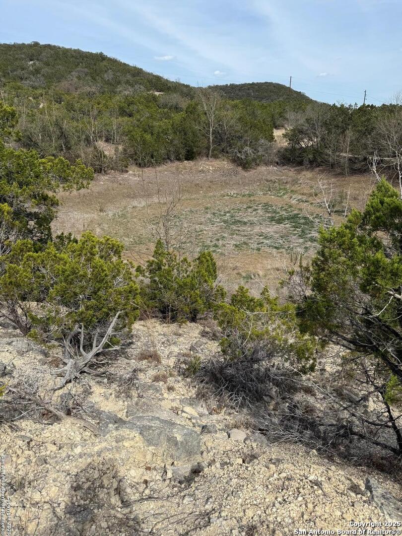 main property photo 11
