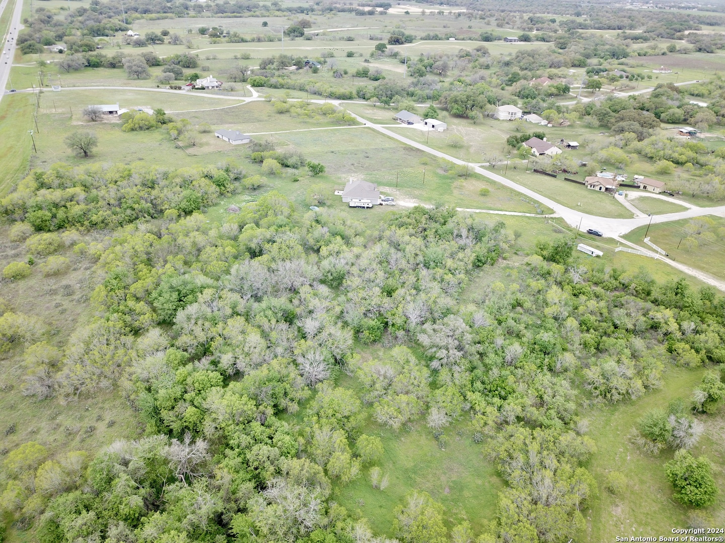 main property photo 11