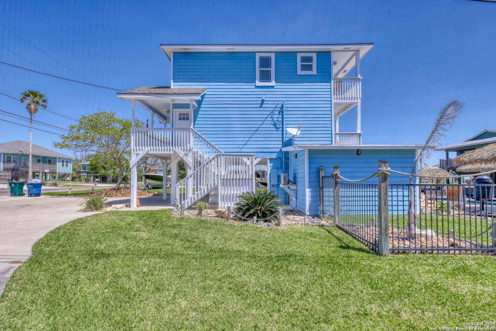 main property photo 3