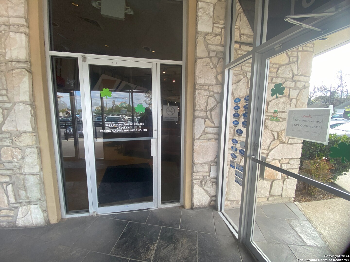 main property photo 16