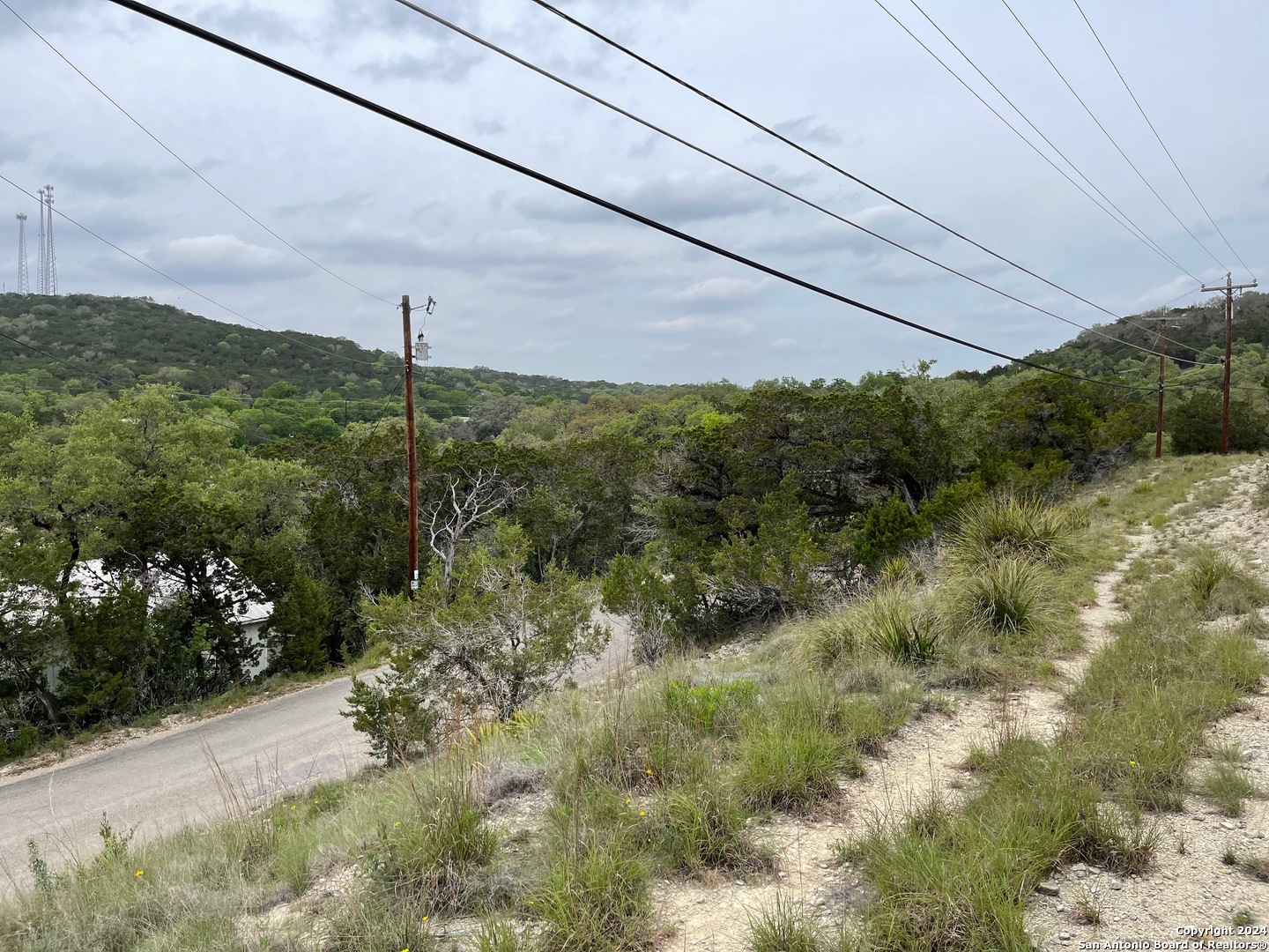 main property photo 15