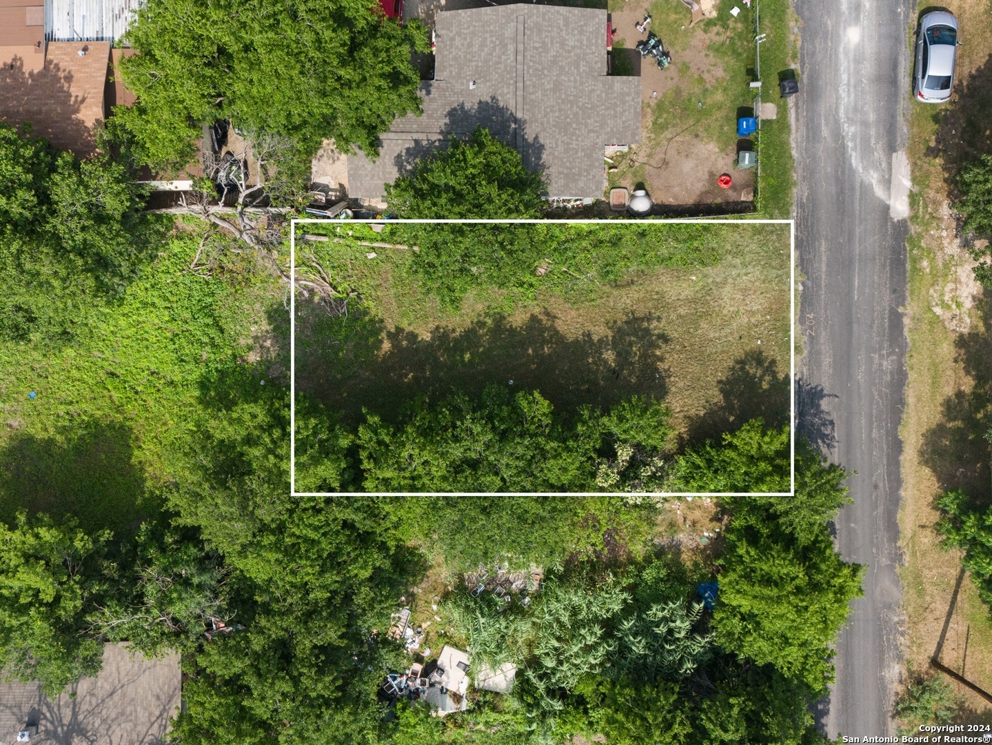 main property photo 14