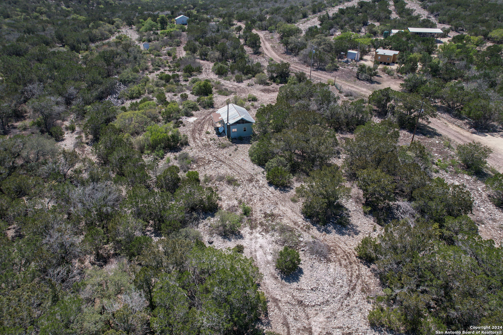 main property photo 3