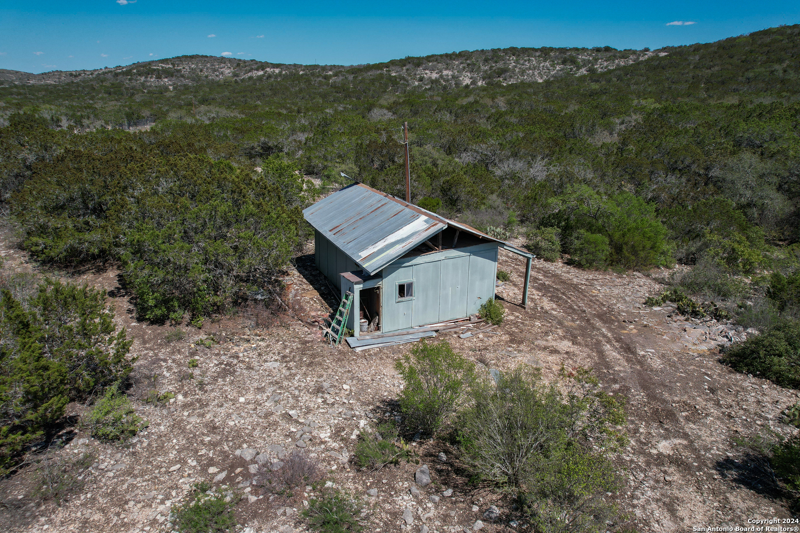 main property photo 5