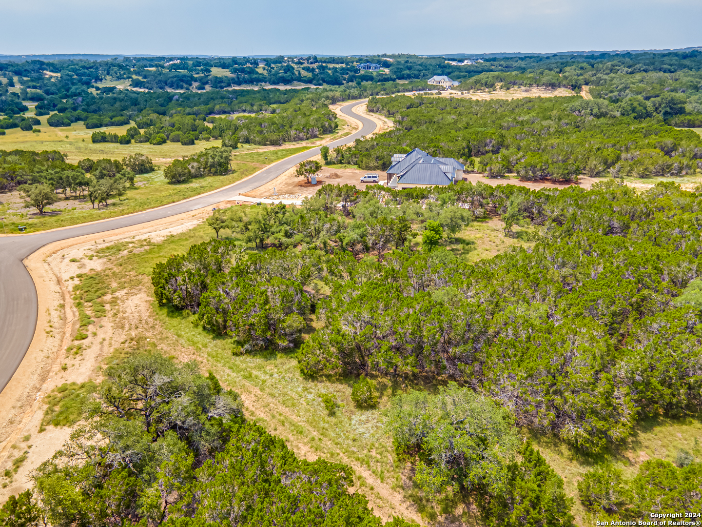 main property photo 17