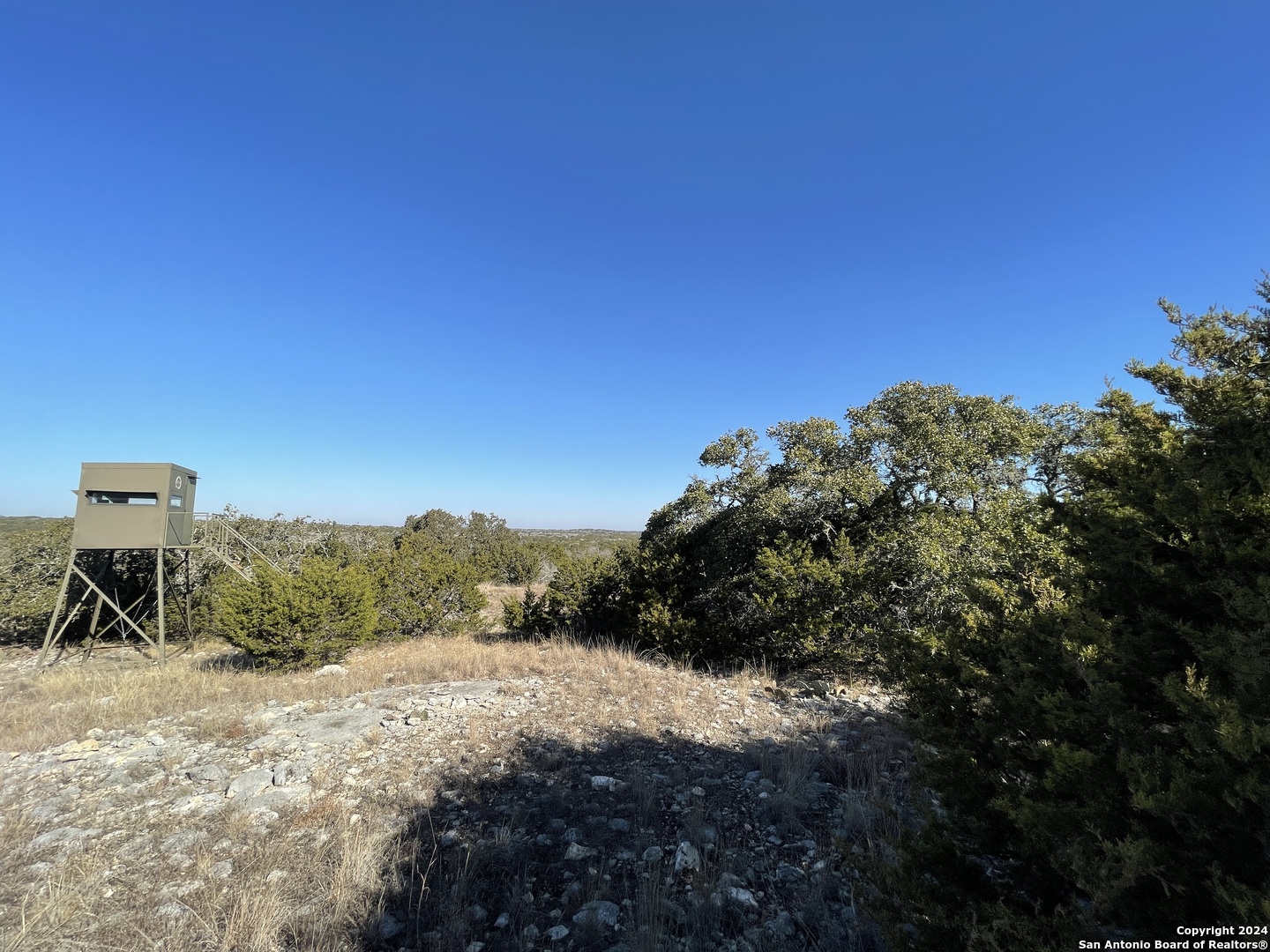 main property photo 18