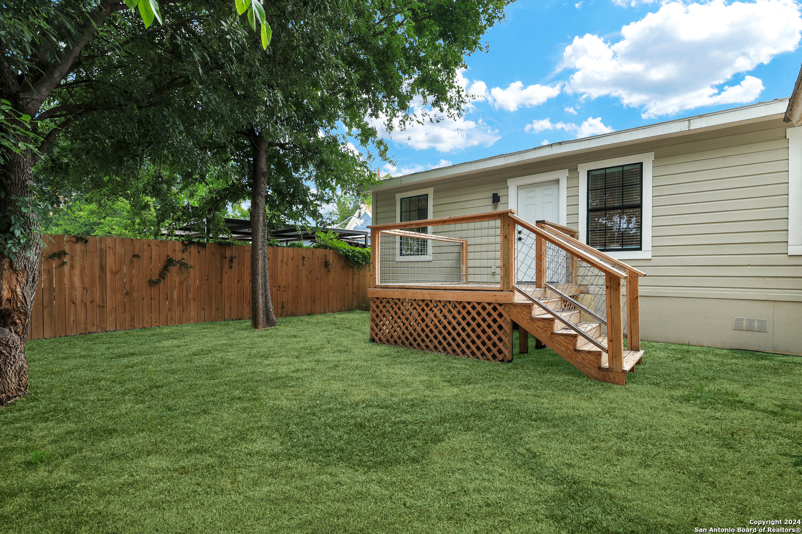 main property photo 31