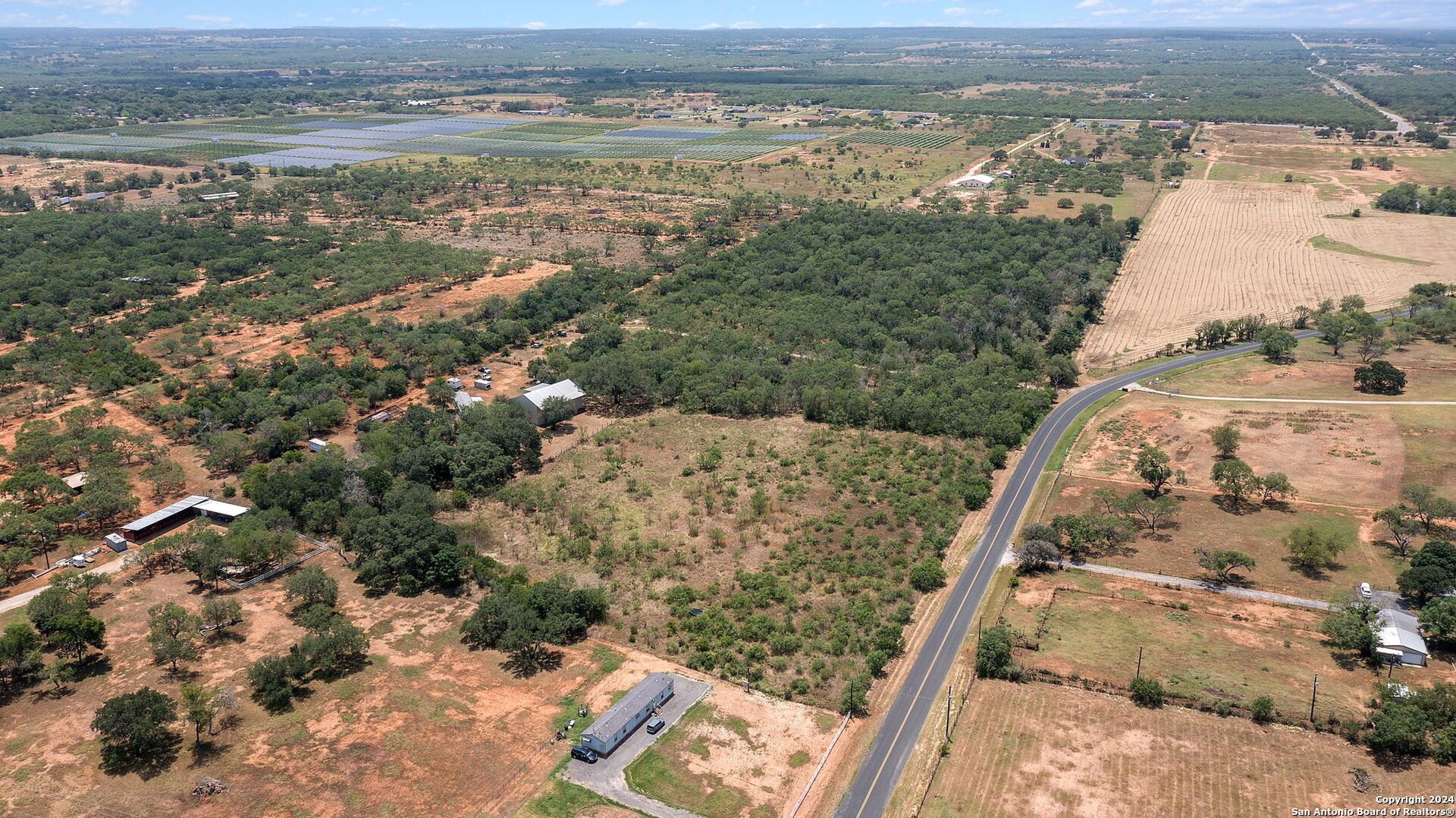 main property photo 12