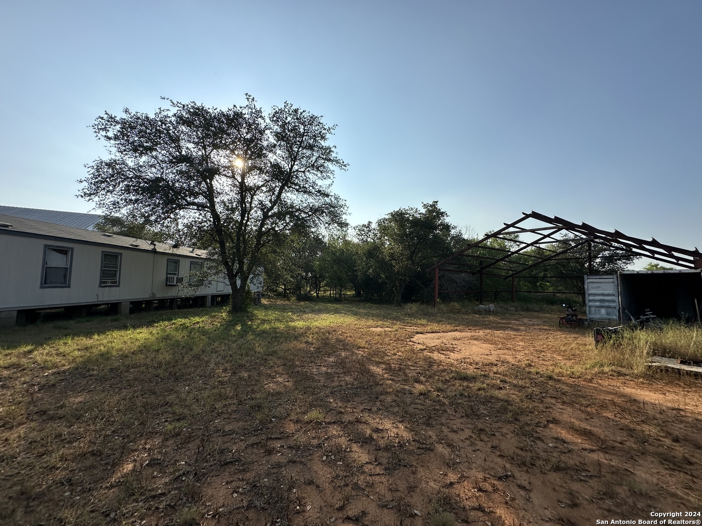 main property photo 21