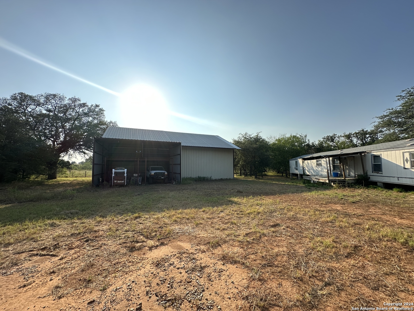 main property photo 23