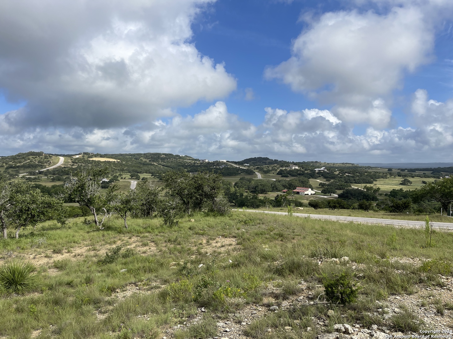 main property photo 10