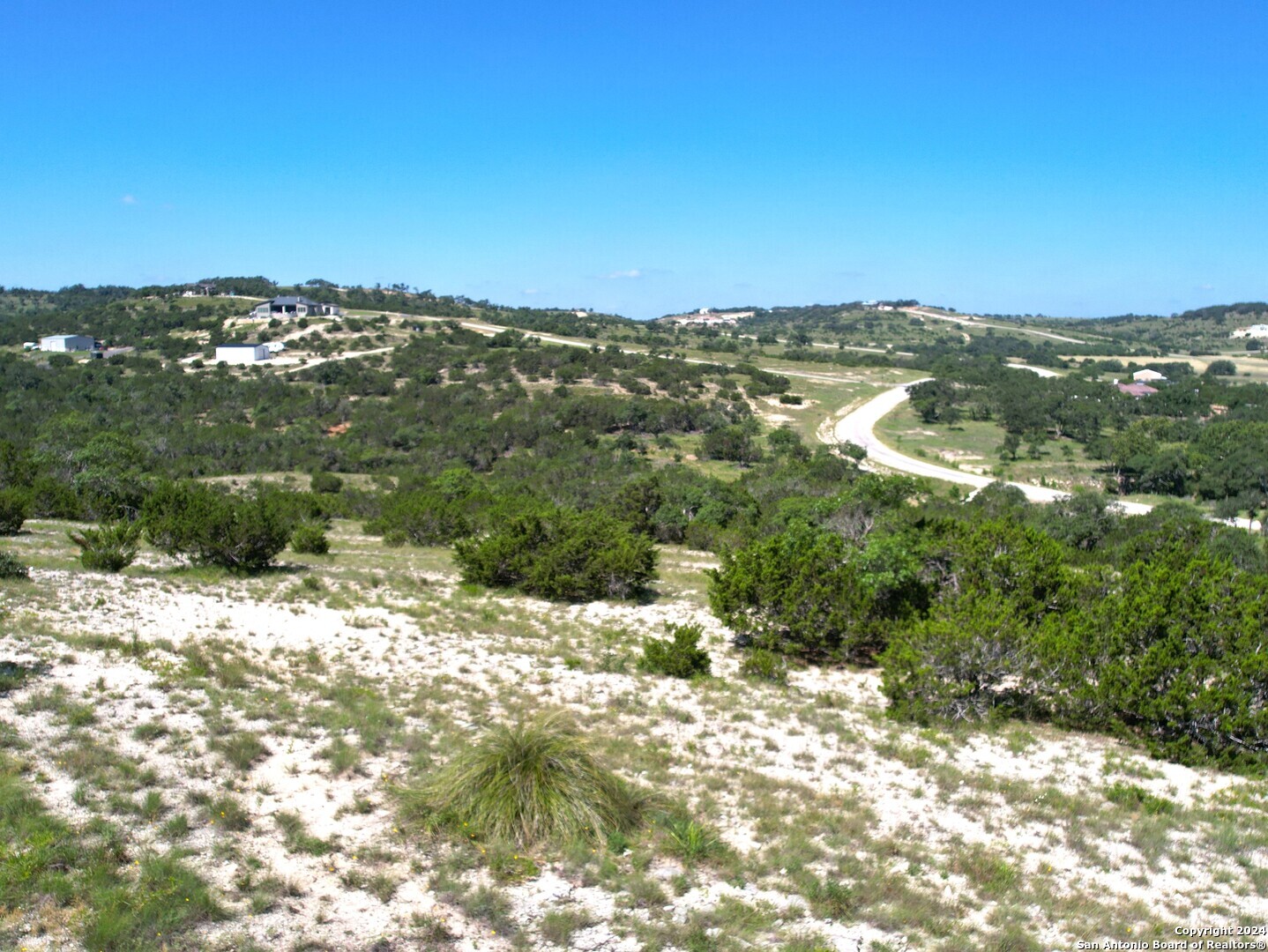 main property photo 19
