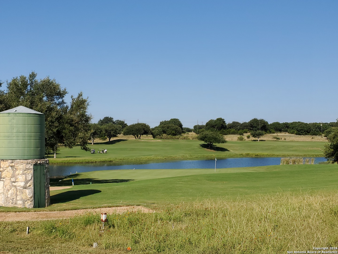 main property photo 25