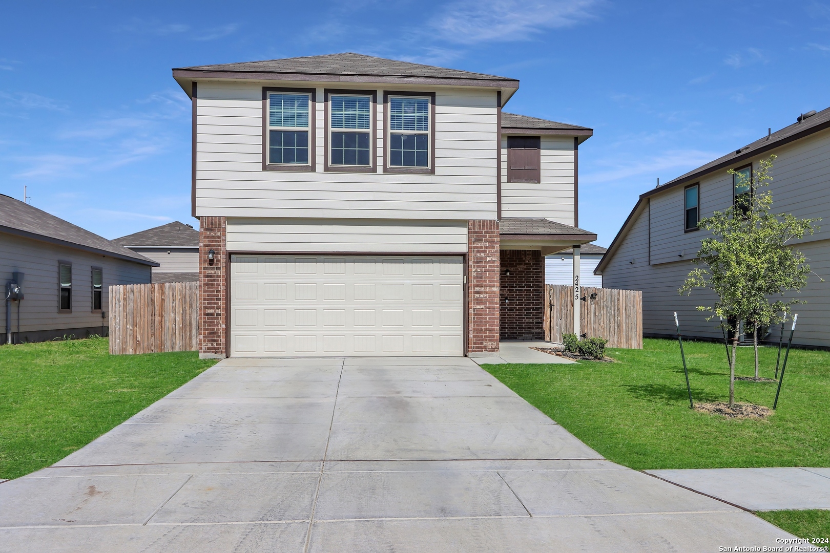 main property photo 3