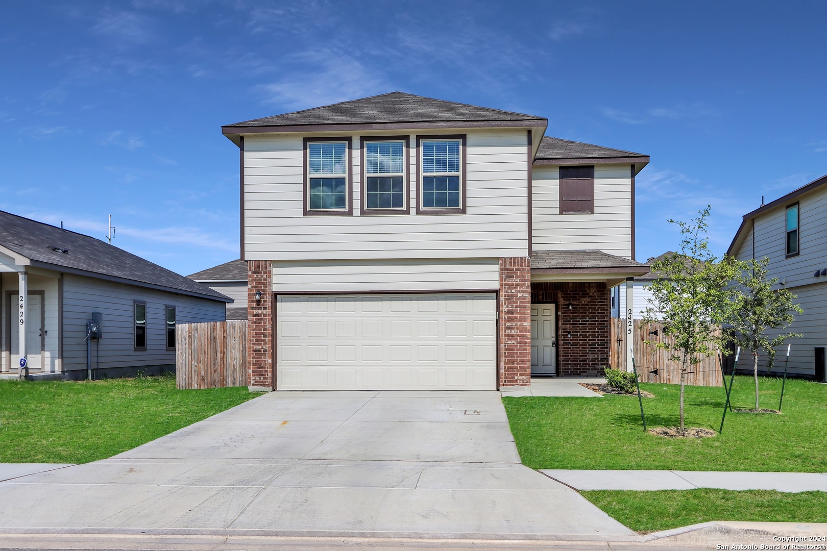 main property photo 5