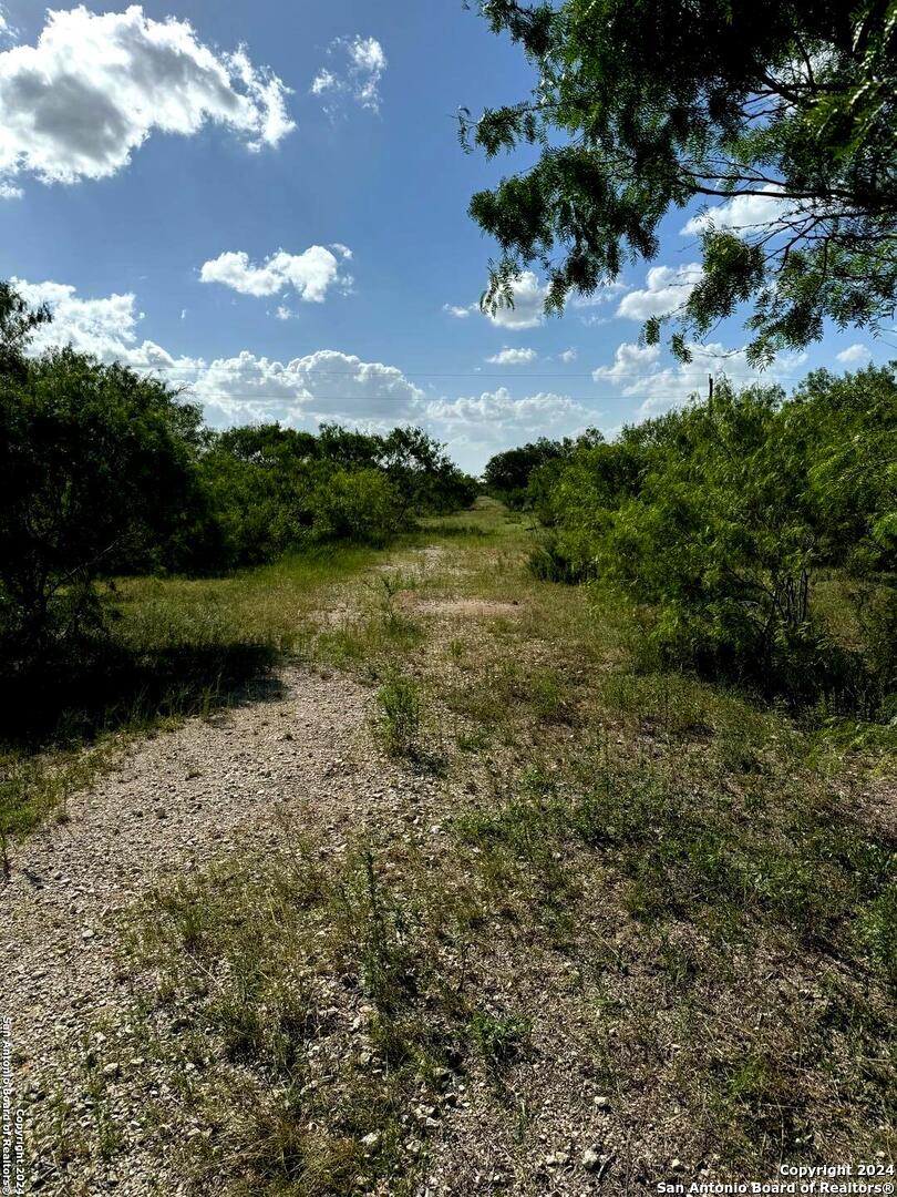 main property photo 7