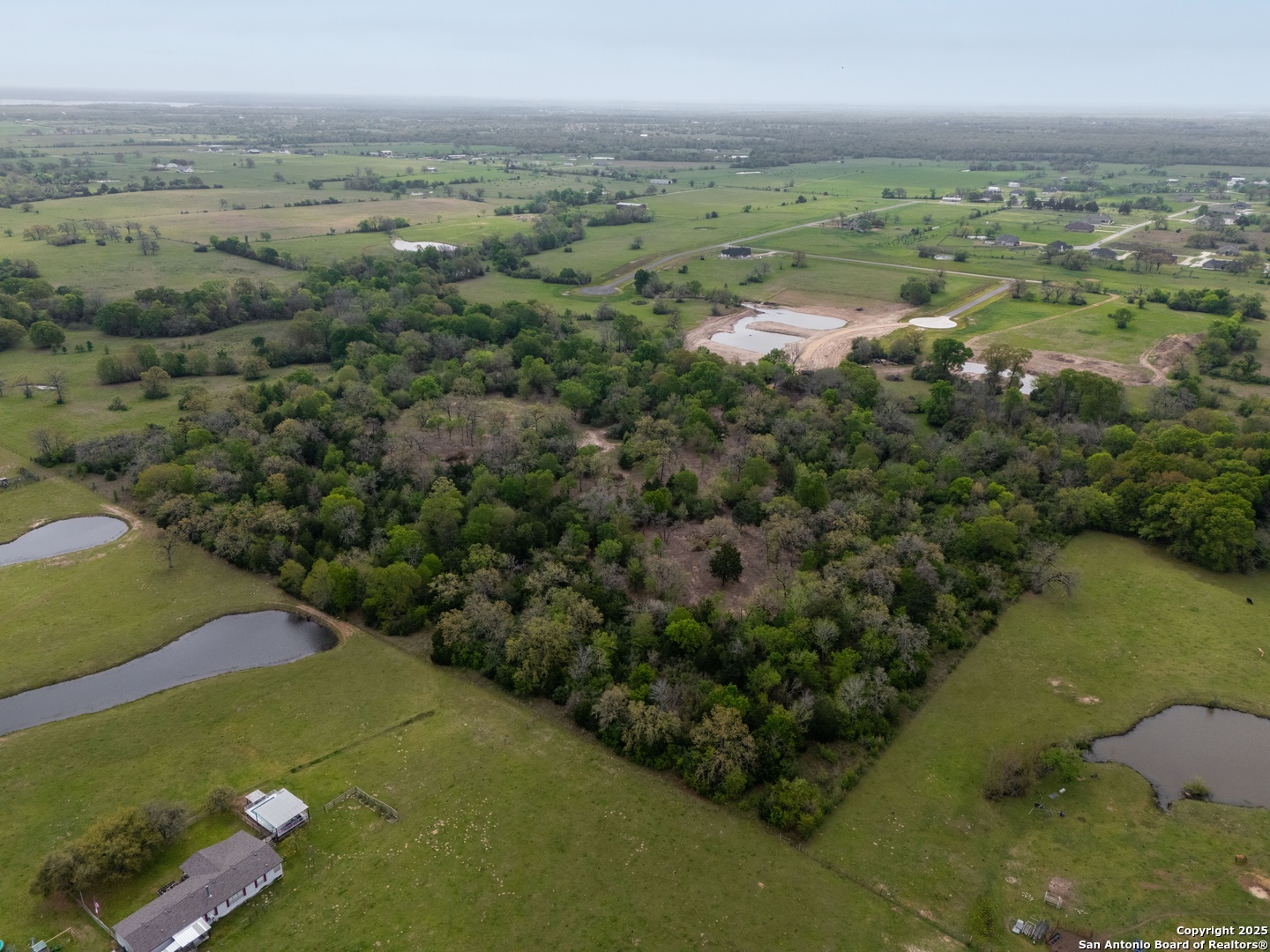 main property photo 7