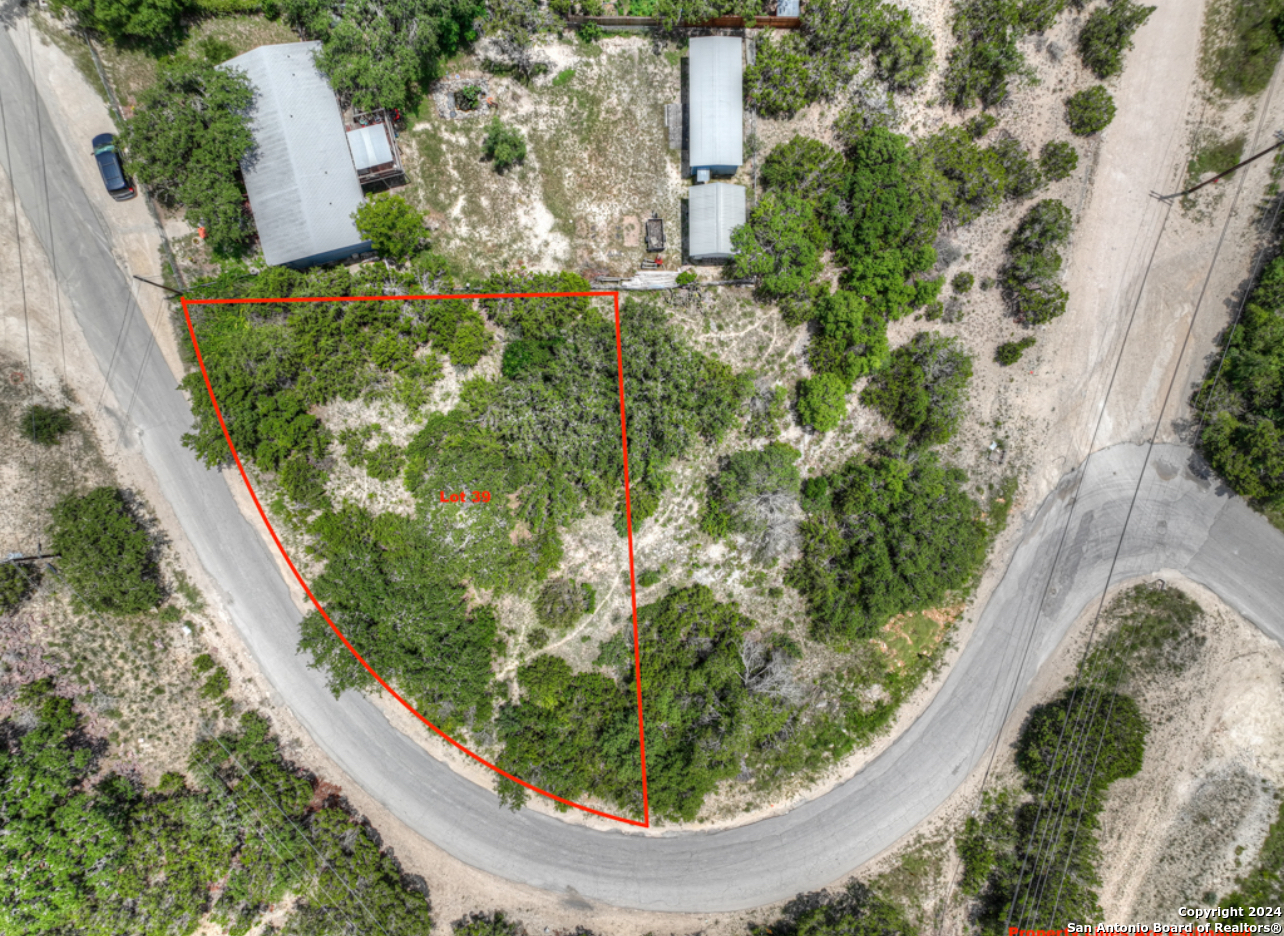 main property photo 16