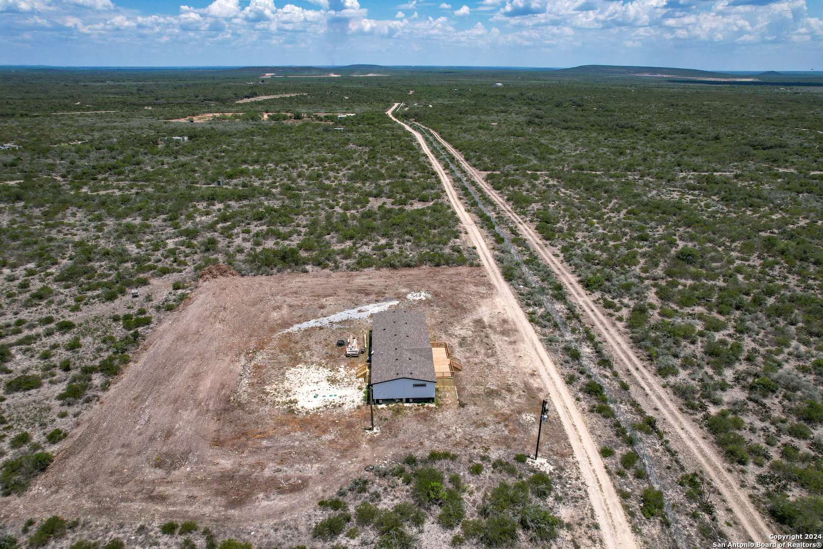 main property photo 35