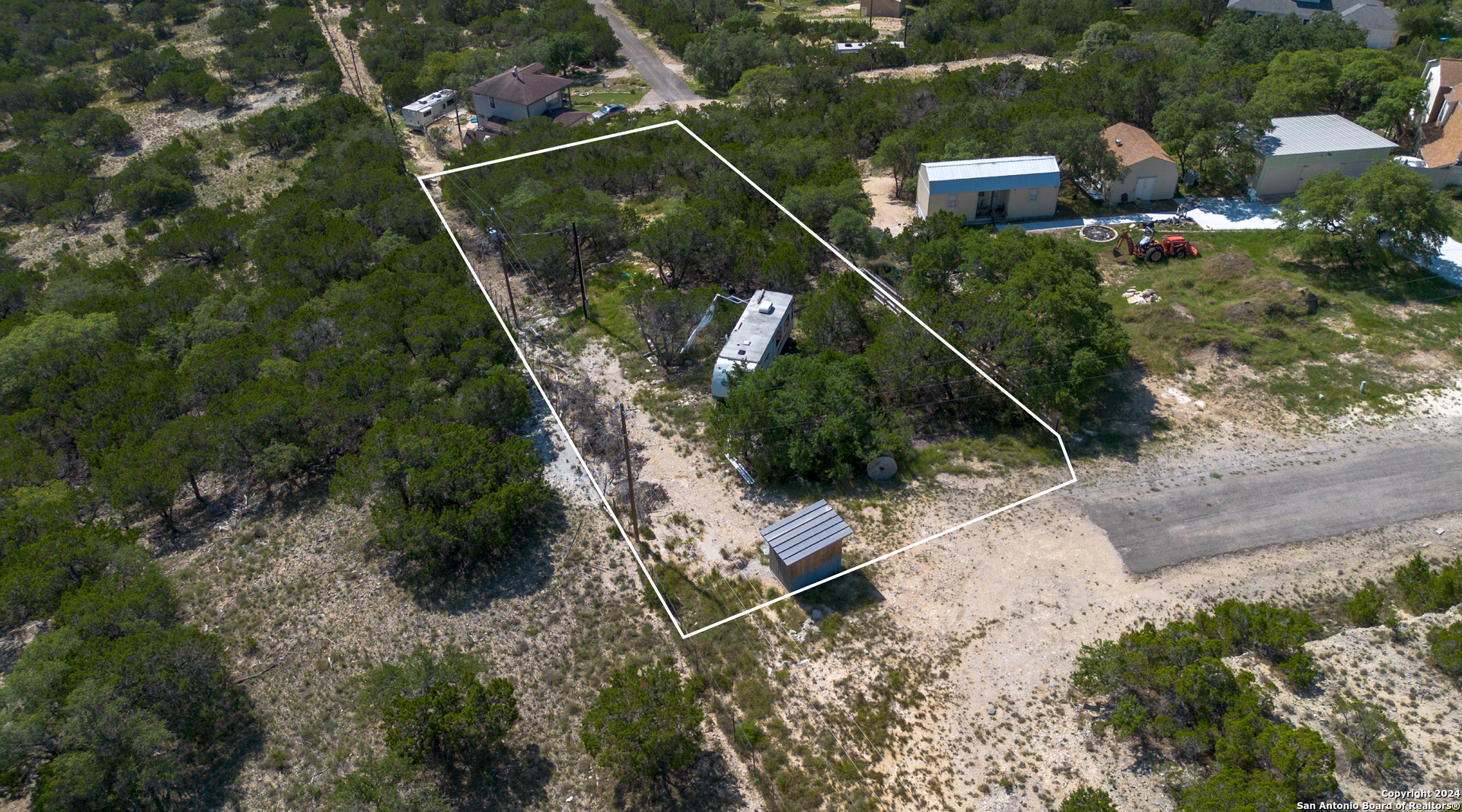 main property photo 10