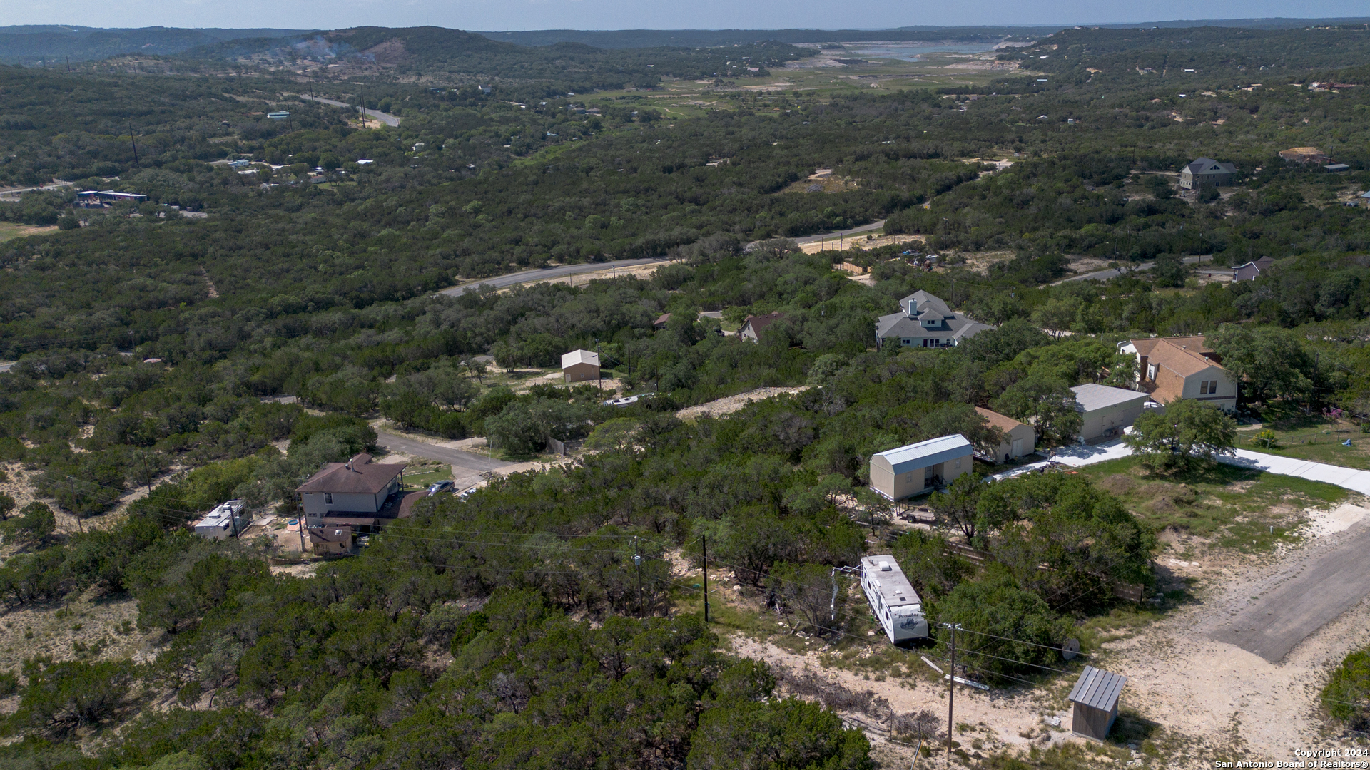 main property photo 9