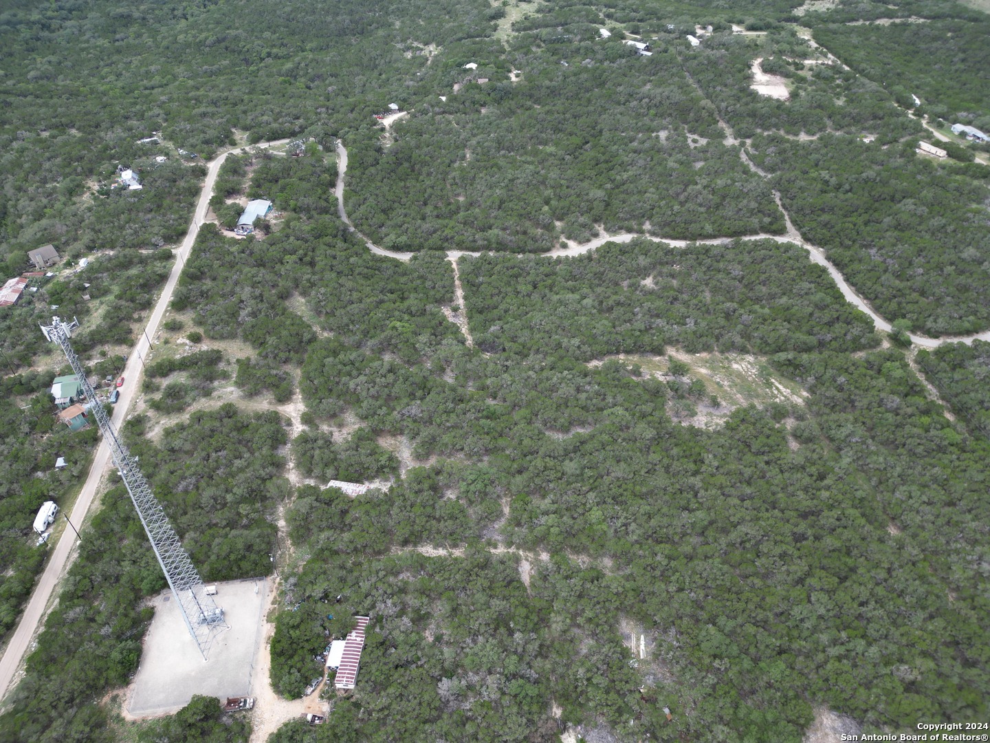 main property photo 4